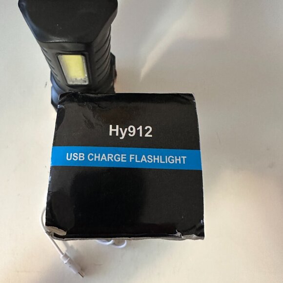 TETRABEAM RECHARGEABLE TACTICAL FLASHLIGHT WITH ADVANCED COB LED TECH - USB RECH - Picture 11 of 14